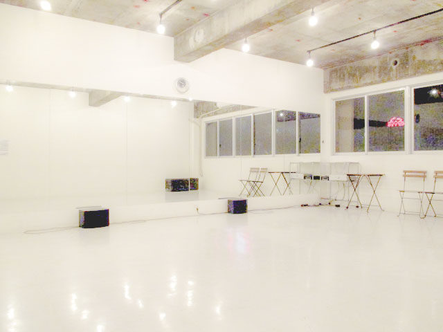 大阪 難波 心斎橋 アメ村のダンススタジオ Voxjapan Studio